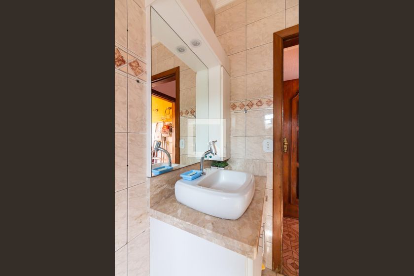 Casa, 4 quartos, 272 m² - Foto 35