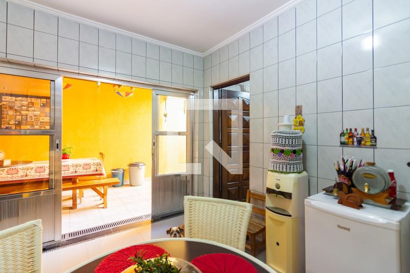 Casa, 4 quartos, 272 m² - Foto 44
