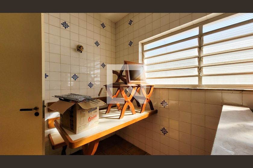 Casa à Venda - Jardim Chapadão, 4 Quartos,  280 m2 em , Campinas - sp | SoloBR