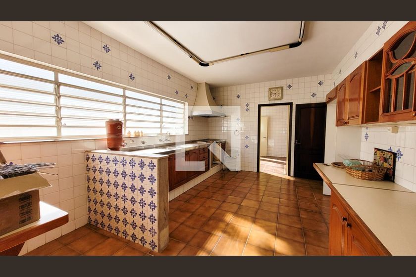 Casa à Venda - Jardim Chapadão, 4 Quartos,  280 m2 em , Campinas - sp | SoloBR