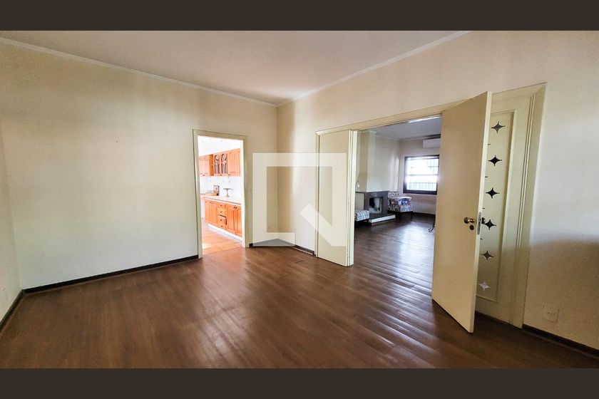 Casa à Venda - Jardim Chapadão, 4 Quartos,  280 m2 em , Campinas - sp | SoloBR