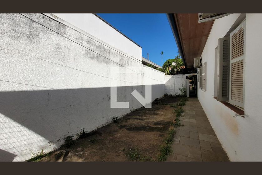 Casa à Venda - Jardim Chapadão, 4 Quartos,  280 m2 em , Campinas - sp | SoloBR