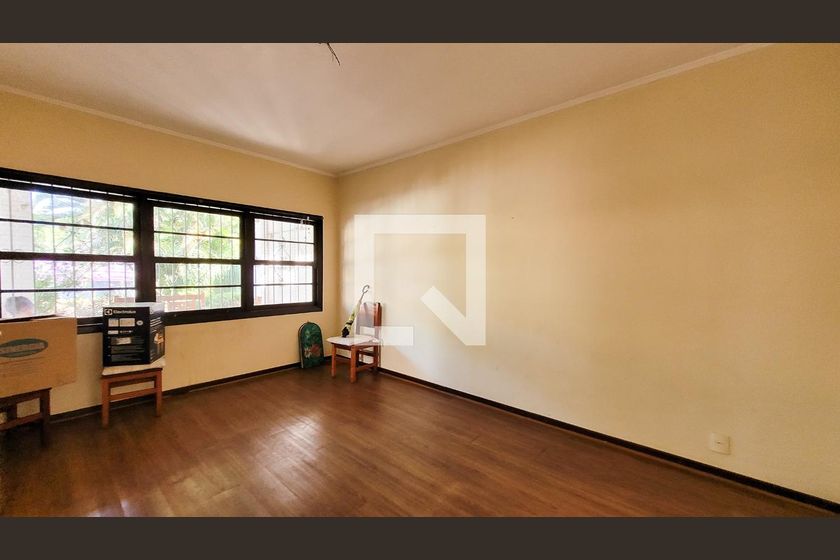 Casa à Venda - Jardim Chapadão, 4 Quartos,  280 m2 em , Campinas - sp | SoloBR