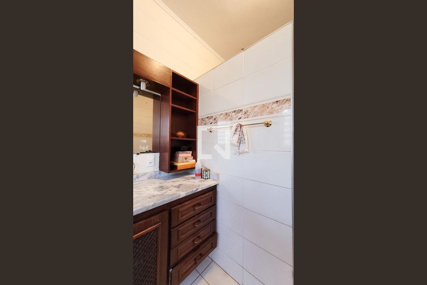 Casa à Venda - Jardim Chapadão, 4 Quartos,  280 m2 em , Campinas - sp | SoloBR