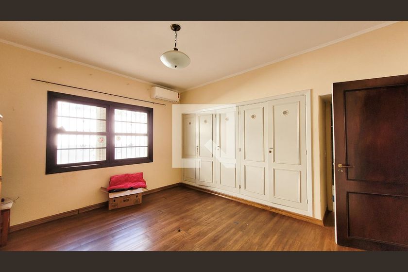 Casa à Venda - Jardim Chapadão, 4 Quartos,  280 m2 em , Campinas - sp | SoloBR