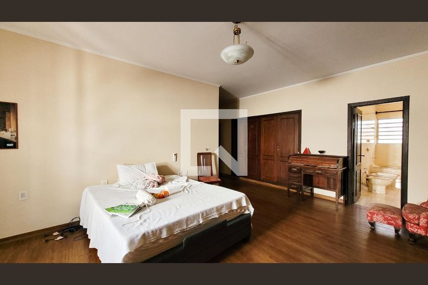 Casa à Venda - Jardim Chapadão, 4 Quartos,  280 m2 em , Campinas - sp | SoloBR