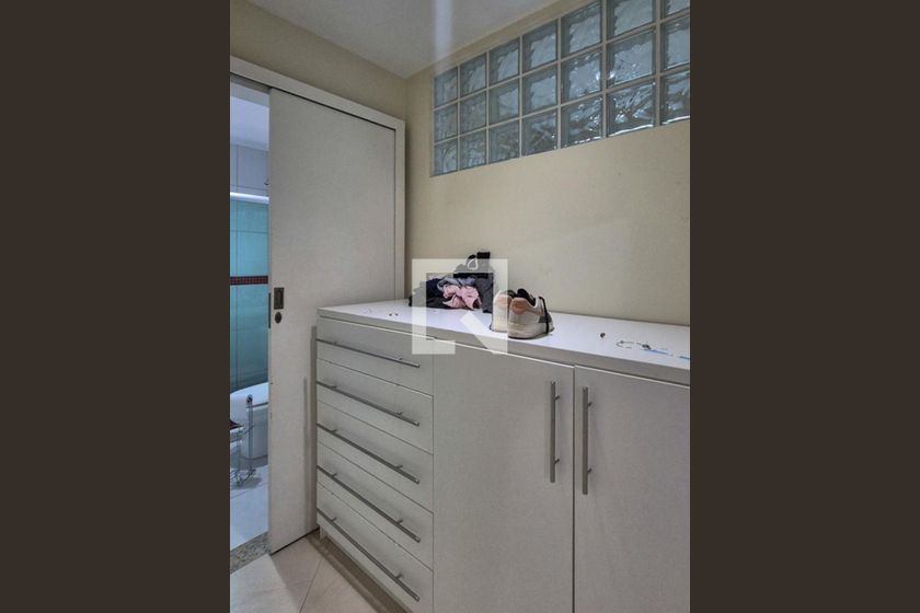 Casa, 4 quartos, 350 m² - Foto 44
