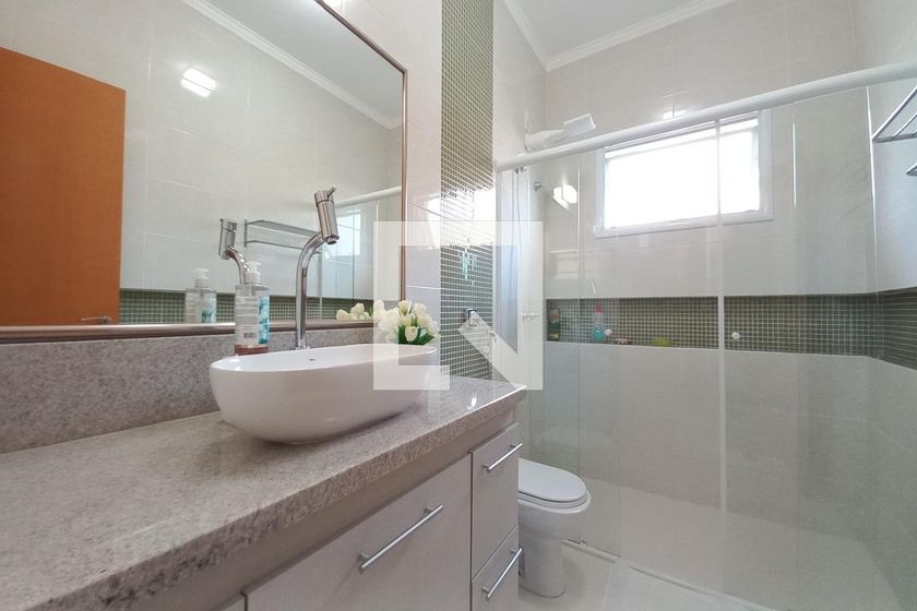 Casa à Venda - Swiss Park, 3 Quartos,  345 m2 em , Campinas - sp | SoloBR