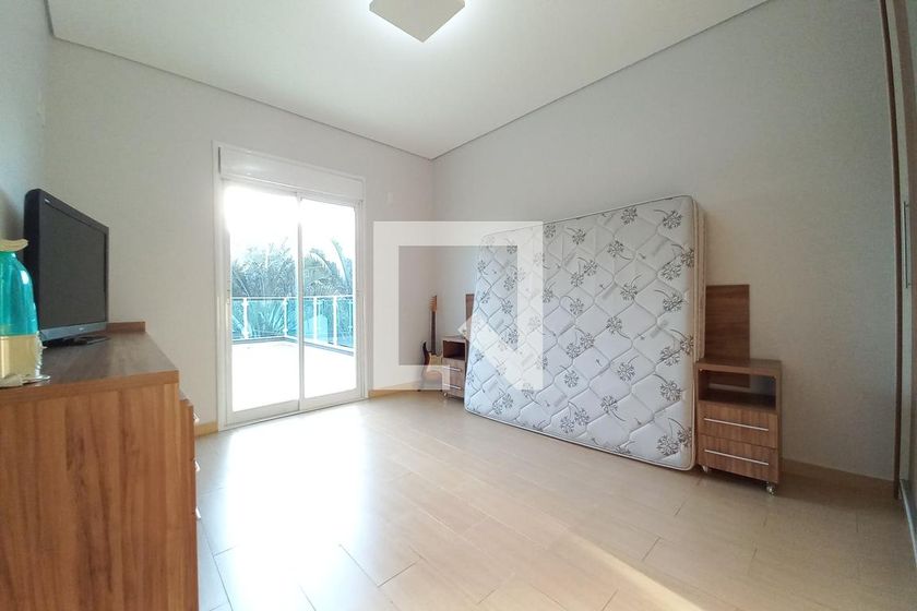 Casa à Venda - Swiss Park, 3 Quartos,  345 m2 em , Campinas - sp | SoloBR