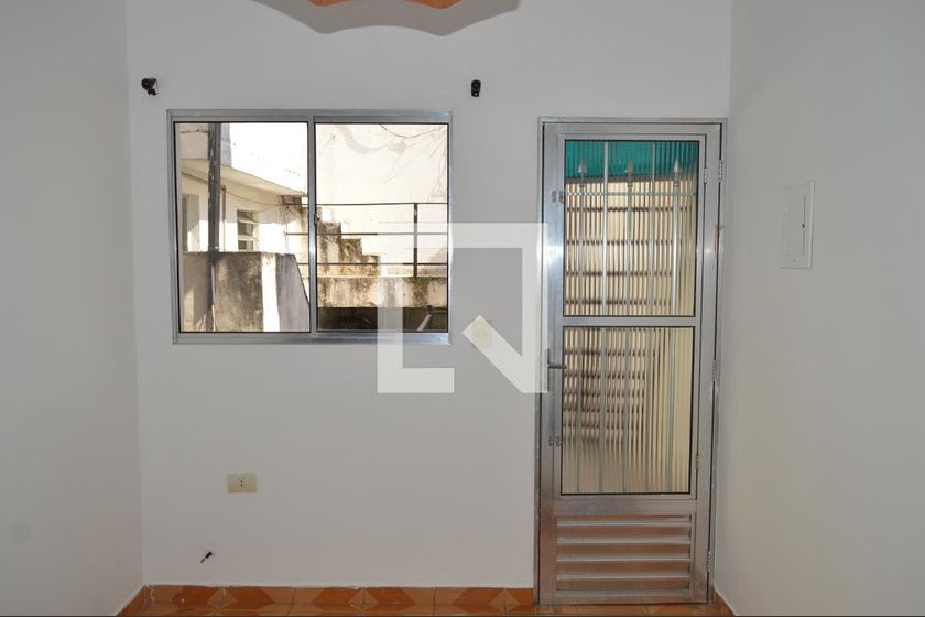 Casa, 2 quartos, 70 m² - Foto 1