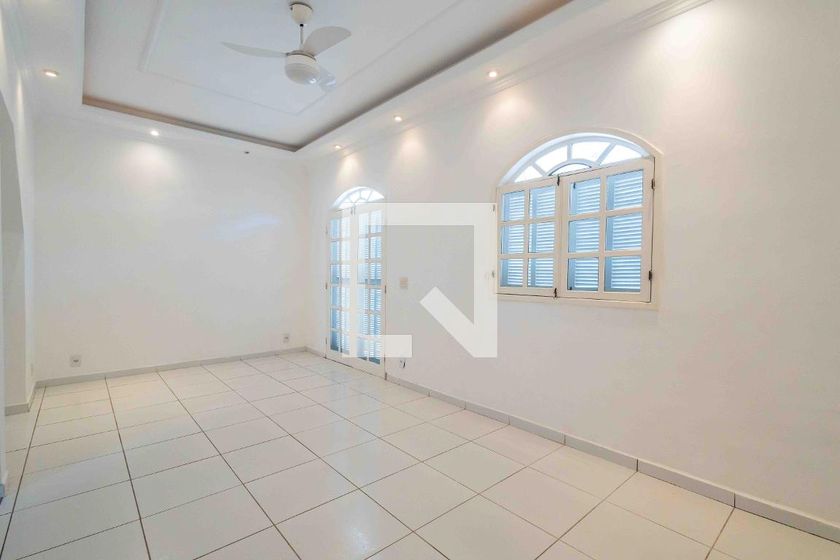 Casa, 3 quartos, 350 m² - Foto 4