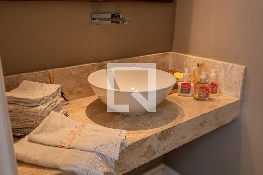 Casa, 5 quartos, 300 m² - Foto 37