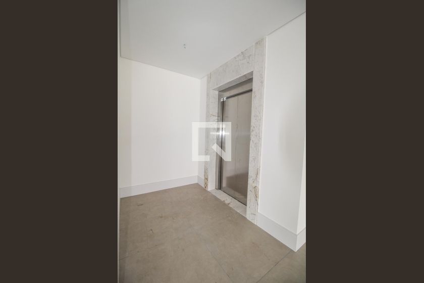 Apartamento à Venda - Cambuí, 4 Quartos,  316 m2 em , Campinas - sp | SoloBR