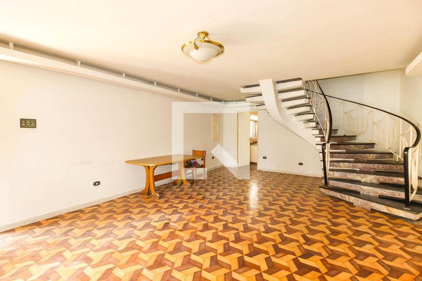 Casa, 4 quartos, 268 m² - Foto 2