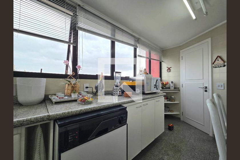 Apartamento, 4 quartos, 200 m² - Foto 176