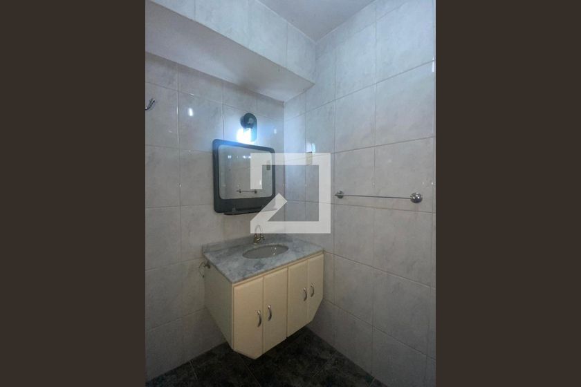 Casa, 4 quartos, 240 m² - Foto 31