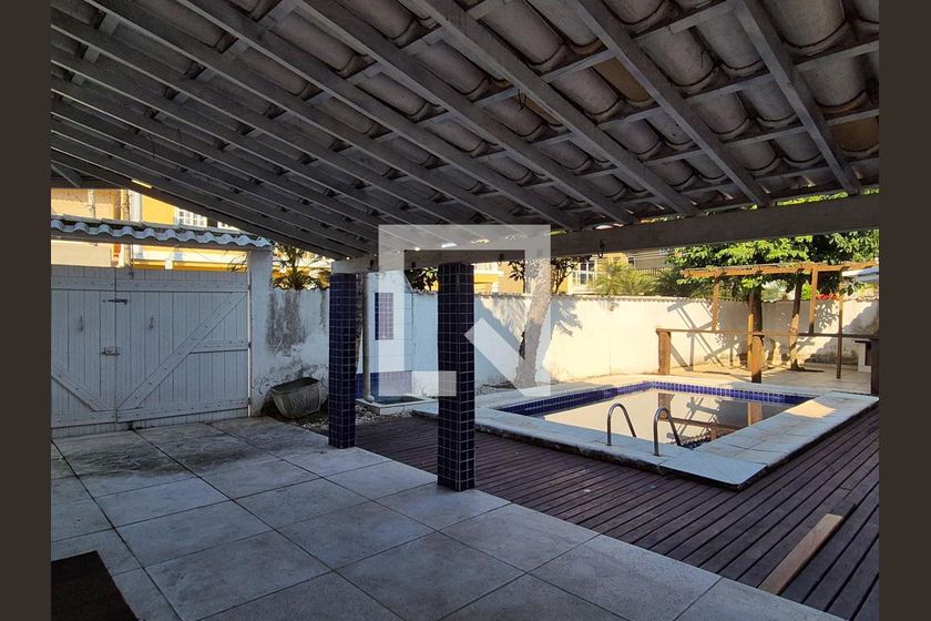Casa, 3 quartos, 265 m² - Foto 56