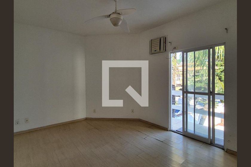 Casa, 3 quartos, 265 m² - Foto 23