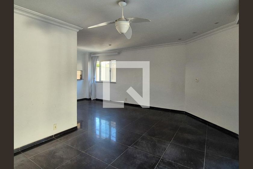Casa, 3 quartos, 265 m² - Foto 1