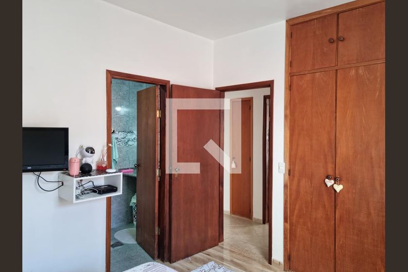 Casa à Venda - Parque Prado, 3 Quartos,  250 m2 em , Campinas - sp | SoloBR