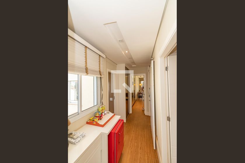 Apartamento à Venda - Cambuí, 4 Quartos,  340 m2 em , Campinas - sp | SoloBR
