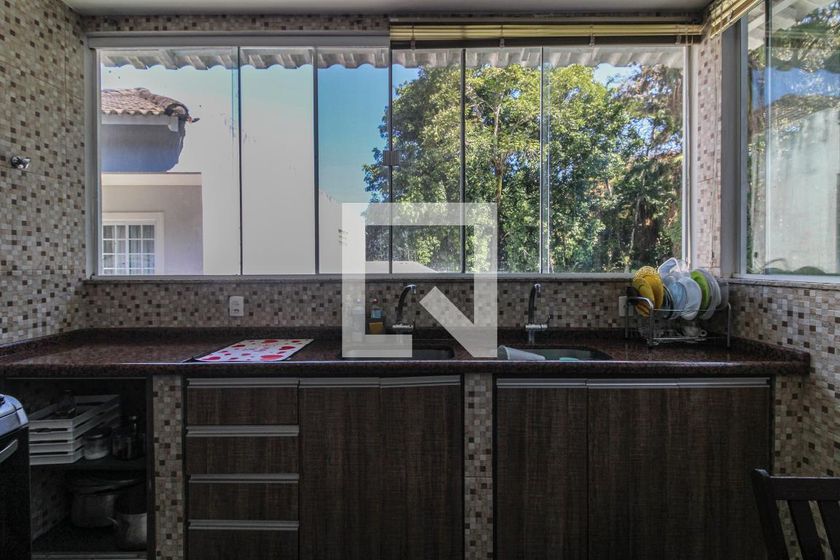 Casa, 3 quartos, 250 m² - Foto 33