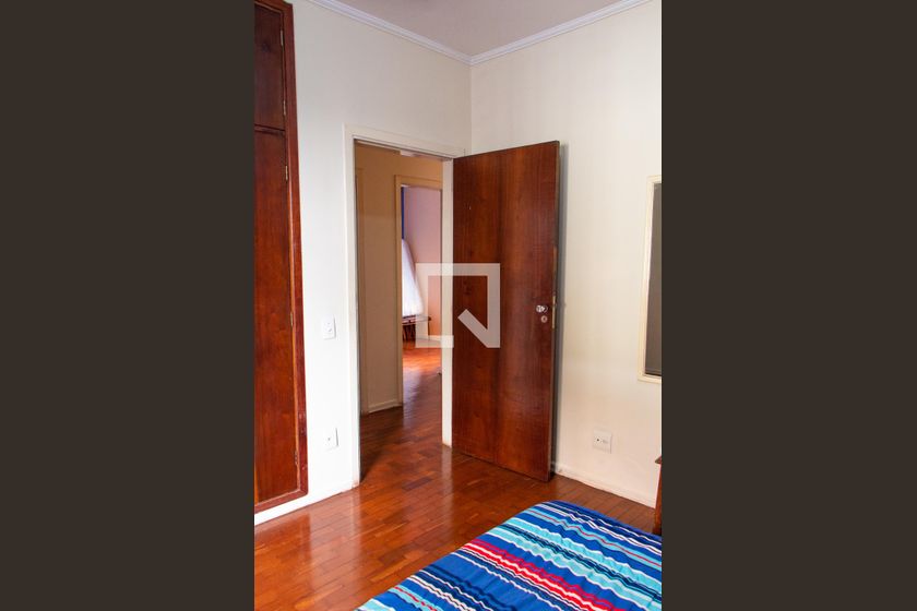 Casa à Venda - Jardim Flamboyant, 4 Quartos,  169 m2 em , Campinas - sp | SoloBR