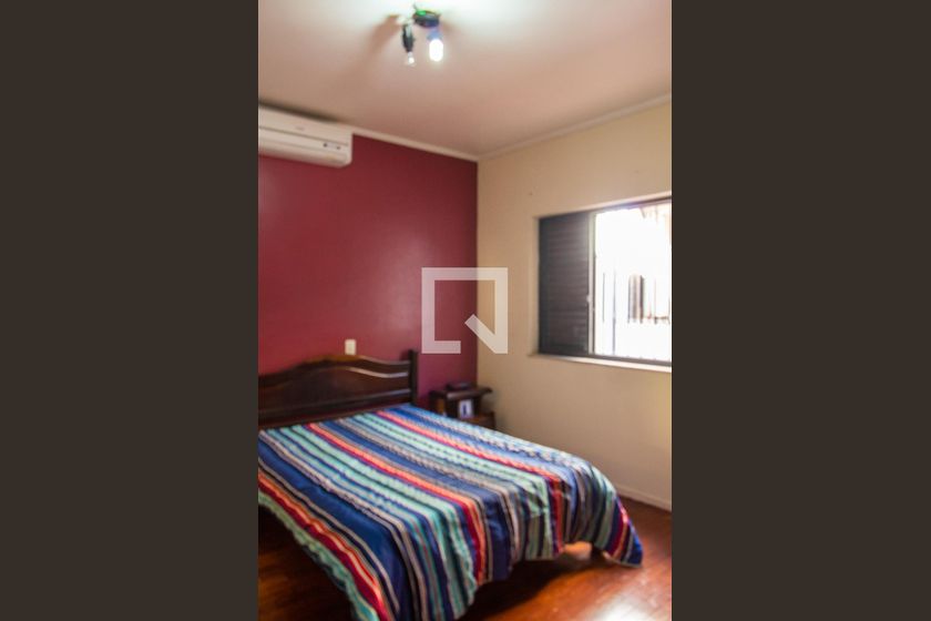 Casa à Venda - Jardim Flamboyant, 4 Quartos,  169 m2 em , Campinas - sp | SoloBR
