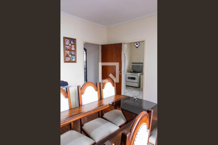 Casa à Venda - Jardim Flamboyant, 4 Quartos,  169 m2 em , Campinas - sp | SoloBR