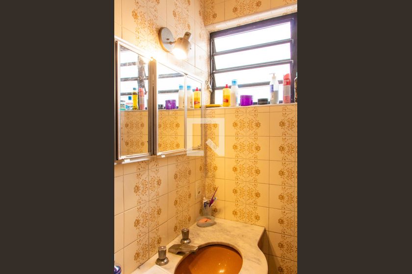 Casa à Venda - Jardim Flamboyant, 4 Quartos,  169 m2 em , Campinas - sp | SoloBR