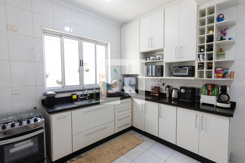 Casa à Venda - Jardim Flamboyant, 2 Quartos,  270 m2 em , Campinas - sp | SoloBR