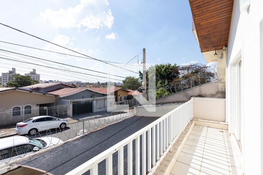 Casa à Venda - Jardim Flamboyant, 2 Quartos,  270 m2 em , Campinas - sp | SoloBR