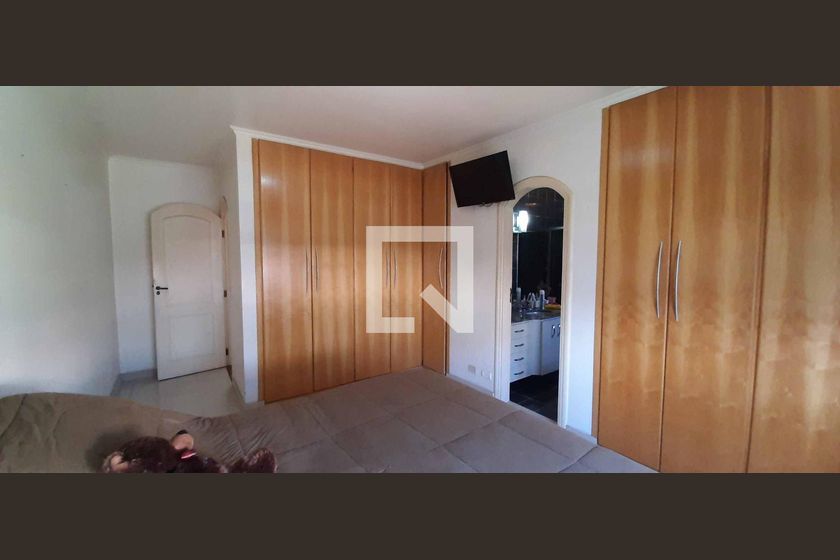 Casa, 4 quartos, 284 m² - Foto 61