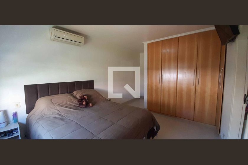 Casa, 4 quartos, 284 m² - Foto 59