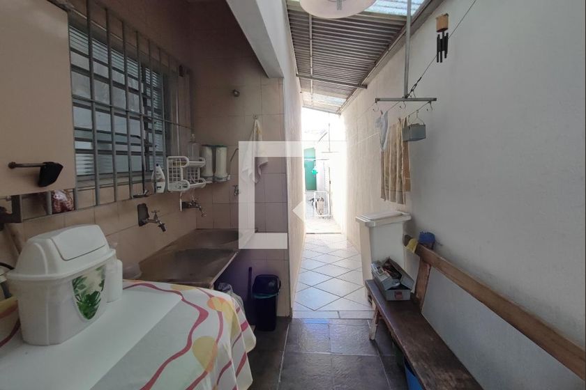 Casa à Venda - Jardim do Lago, 5 Quartos,  280 m2 em , Campinas - sp | SoloBR