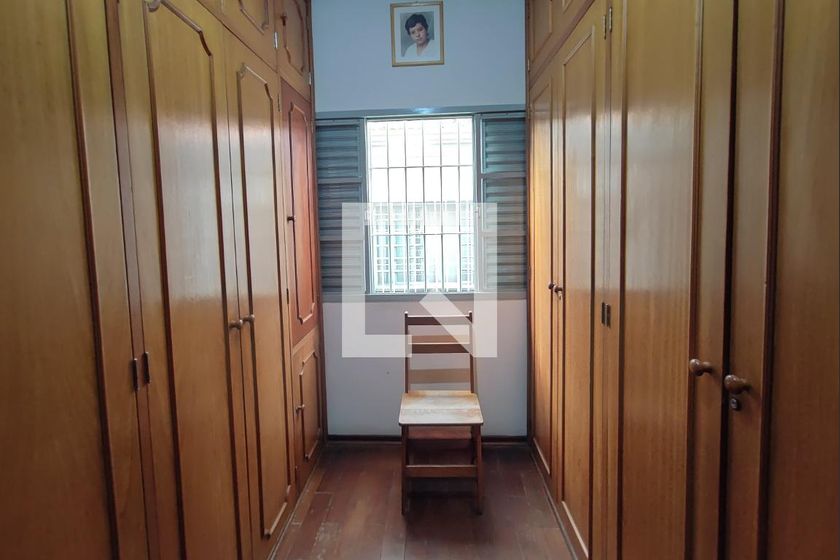 Casa à Venda - Jardim do Lago, 5 Quartos,  280 m2 em , Campinas - sp | SoloBR