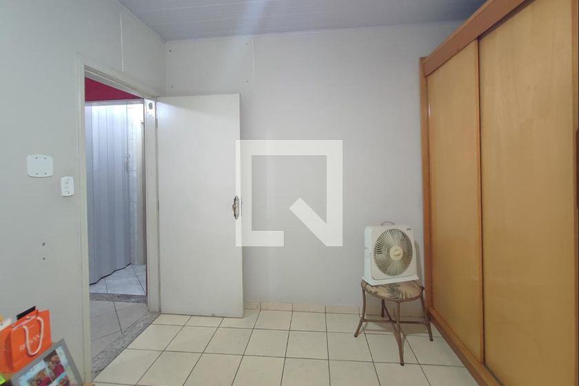Casa à Venda - Jardim do Lago, 5 Quartos,  280 m2 em , Campinas - sp | SoloBR