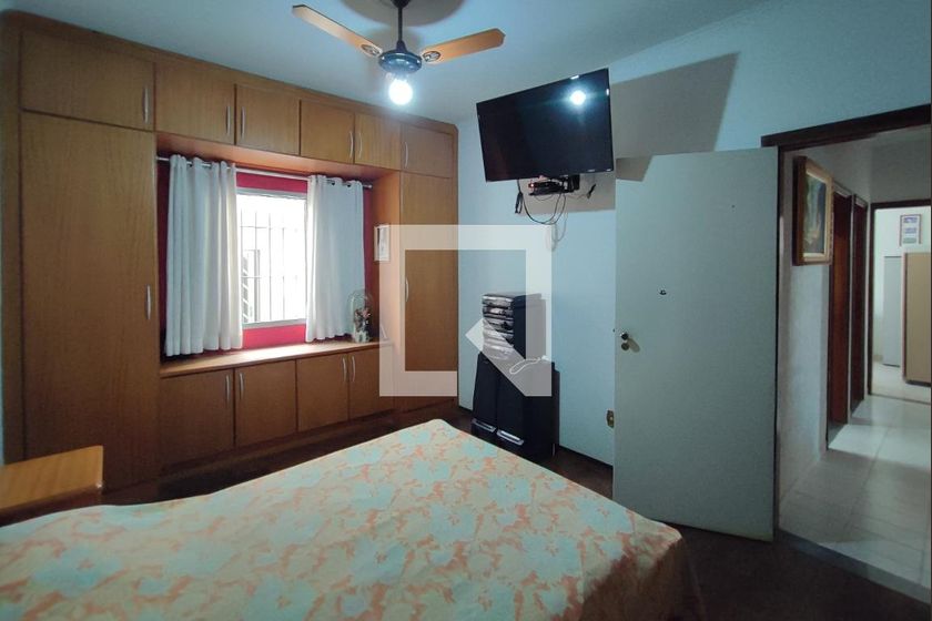 Casa à Venda - Jardim do Lago, 5 Quartos,  280 m2 em , Campinas - sp | SoloBR