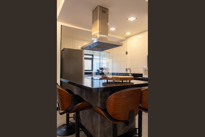 Apartamento à Venda - Mansões Santo Antônio, 1 Quarto,  70 m2 em , Campinas - sp | SoloBR