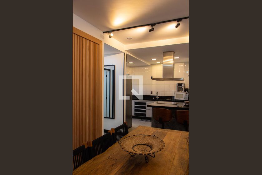 Apartamento à Venda - Mansões Santo Antônio, 1 Quarto,  70 m2 em , Campinas - sp | SoloBR