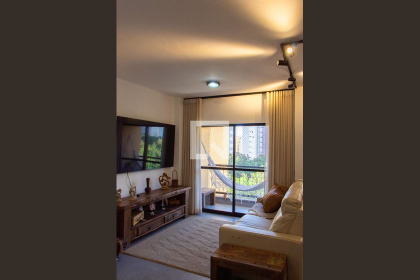 Apartamento à Venda - Mansões Santo Antônio, 1 Quarto,  70 m2 em , Campinas - sp | SoloBR