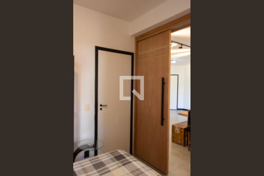 Apartamento à Venda - Mansões Santo Antônio, 1 Quarto,  70 m2 em , Campinas - sp | SoloBR