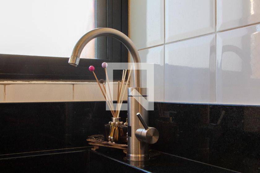 Apartamento à Venda - Mansões Santo Antônio, 1 Quarto,  70 m2 em , Campinas - sp | SoloBR