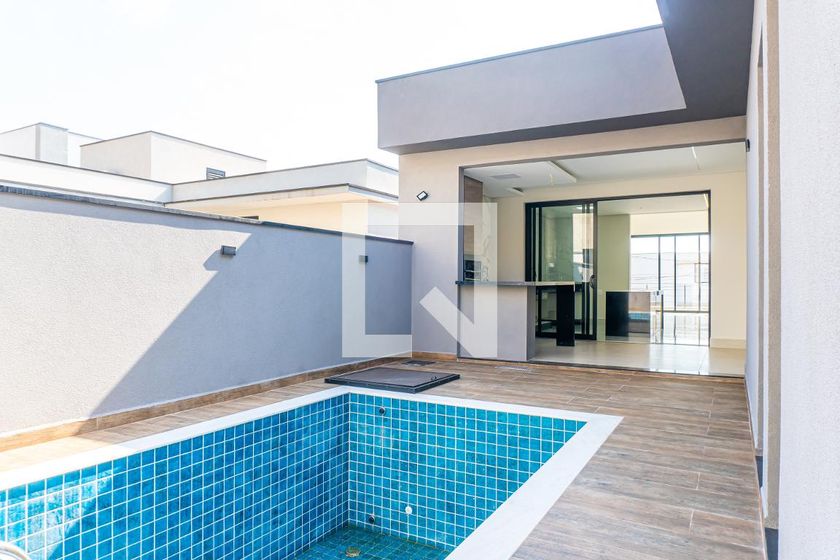 Casa à Venda - Swiss Park, 3 Quartos,  232 m2 em , Campinas - sp | SoloBR