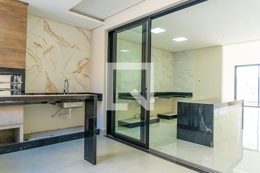 Casa à Venda - Swiss Park, 3 Quartos,  232 m2 em , Campinas - sp | SoloBR