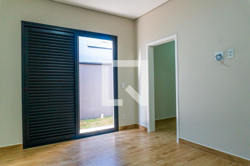 Casa à Venda - Swiss Park, 3 Quartos,  232 m2 em , Campinas - sp | SoloBR