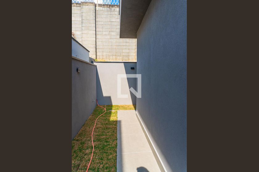 Casa à Venda - Swiss Park, 3 Quartos,  232 m2 em , Campinas - sp | SoloBR