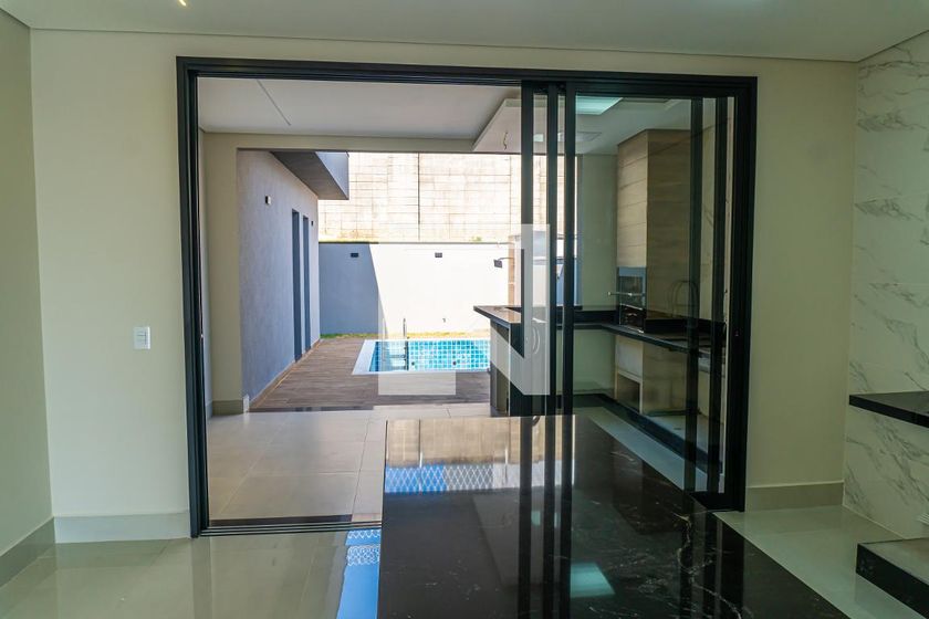 Casa à Venda - Swiss Park, 3 Quartos,  232 m2 em , Campinas - sp | SoloBR