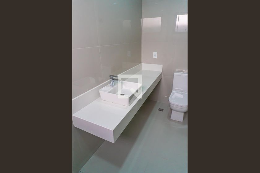 Casa à Venda - Swiss Park, 3 Quartos,  232 m2 em , Campinas - sp | SoloBR