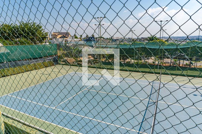 Casa à Venda - Swiss Park, 3 Quartos,  232 m2 em , Campinas - sp | SoloBR